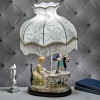 M-QP-80206L (4) Лампа с фарфоровой статуэткой "Музыкальный дуэт" 30*19*60 см